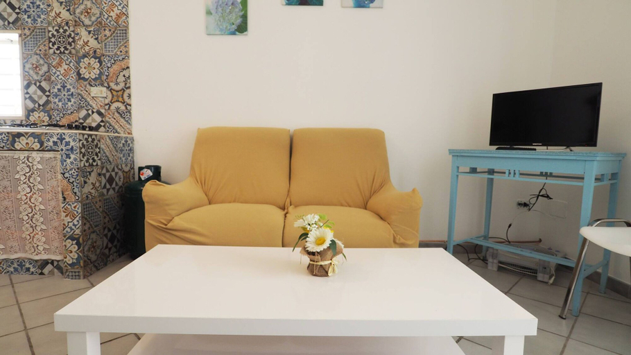 Room 2, Villa Akire 8 Posti 3 Camere 100 mt dal Mare, Lecce