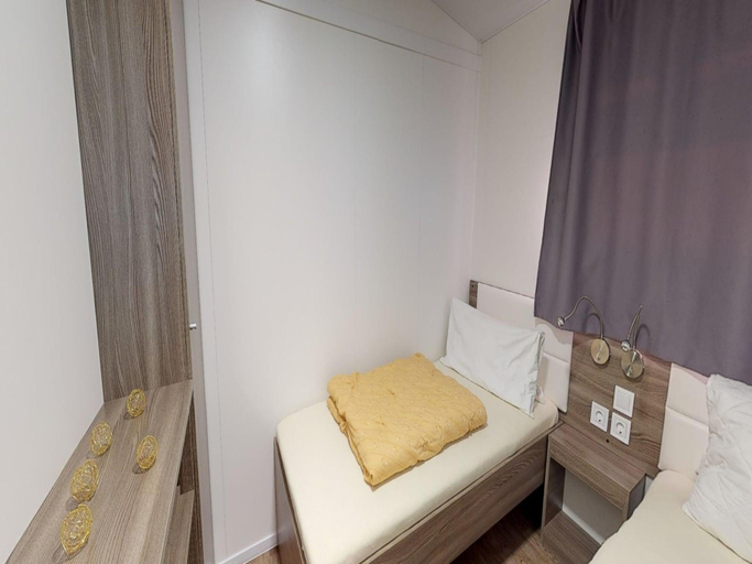 Others 4, Mobile Home in Bodensdorf by Lake Ossiach, Feldkirchen