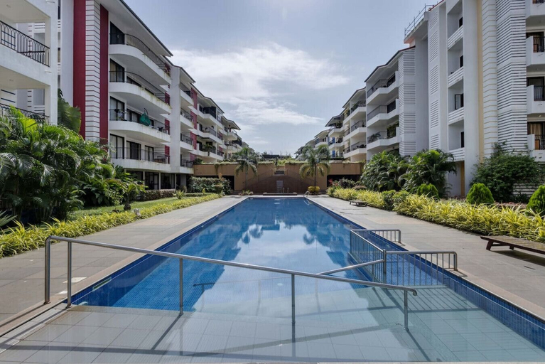 Room 3, 2BR w Pool Sauna 2km to Baga Calangute Beach, North Goa