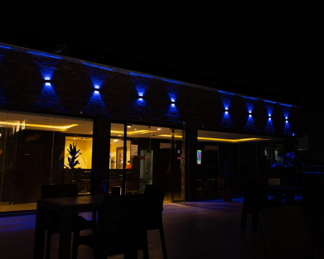 Food & Drinks 4, Formula 2 Hotel and Suites, Mushin