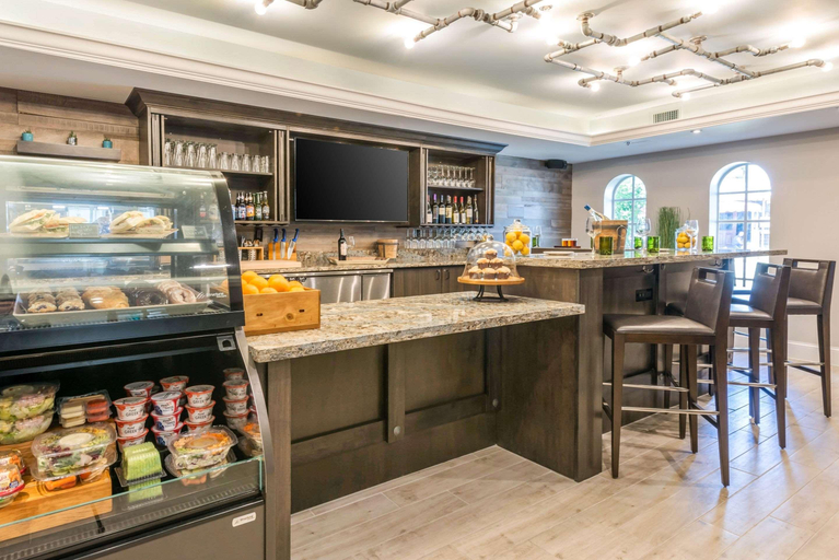 Food & Drinks 5, Spark By Hilton St. Augustine Historic District, Saint Johns