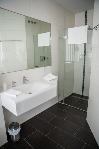 Bathroom 5, Hotel am Schlosspark, Worms