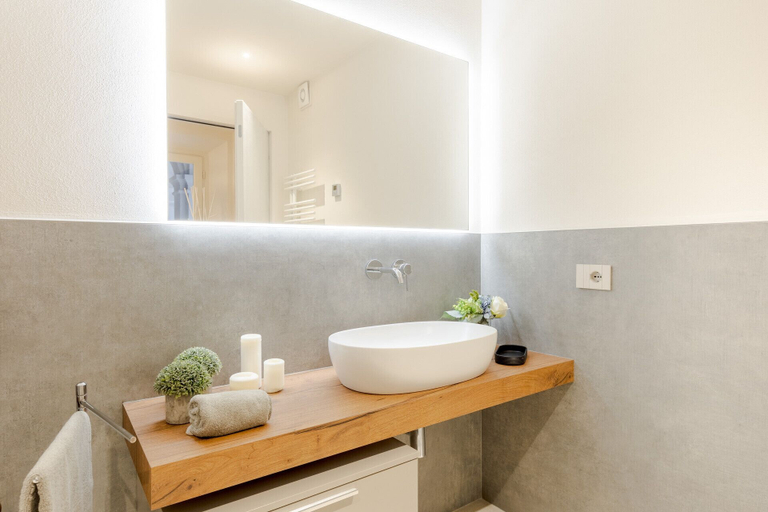 Room 3, Cortile Moderno Apartment, Lucca