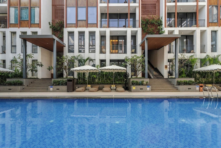 Room 5, Hidden Gem Luxe Suite w Pool View - 1km to Beach, North Goa