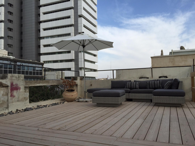 Others 4, Eclectic Apartments