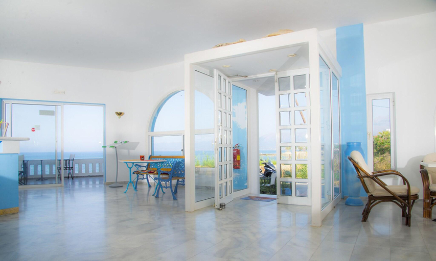 Public Area 2, Arlen Beach, Crete