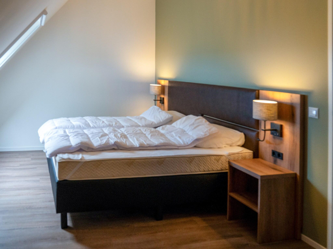 Others 3, Group Getaway in Friesland, Littenseradiel