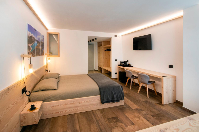 Bedroom, BORMIO N'JOY, Sondrio