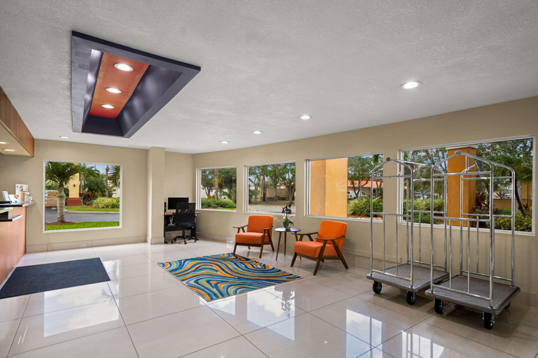 Public Area 2, Quality Inn Sarasota, Sarasota