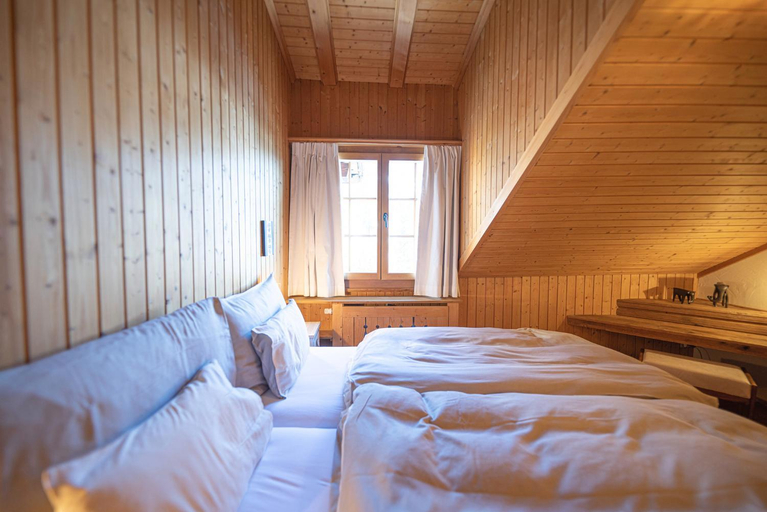 Others 3, Ferienwohnungen im Boutique-Hotel Alpenrose, Saanen