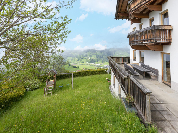 Others 4, Welcoming apartment in Stummerberg with terrace, Schwaz