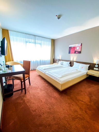 Bedroom 3, Phonix Hotel, Oberbergischer Kreis