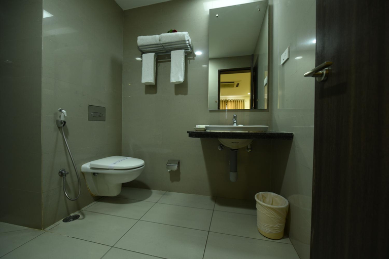 Bathroom 3, HOTEL LANDMARK, Coimbatore