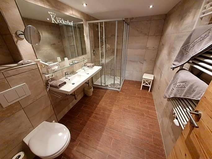 Bathroom 4, Hotel Klockerhof, Reutte