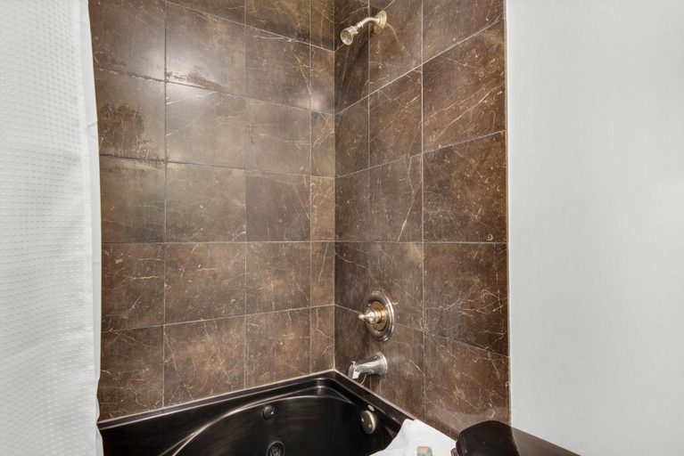 Bathroom 3, Enclave 702a, Okaloosa