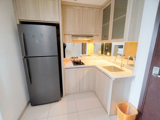 Others 4, Spacious Studio Room at Grand Sungkono Lagoon Apartment By Travelio, Surabaya