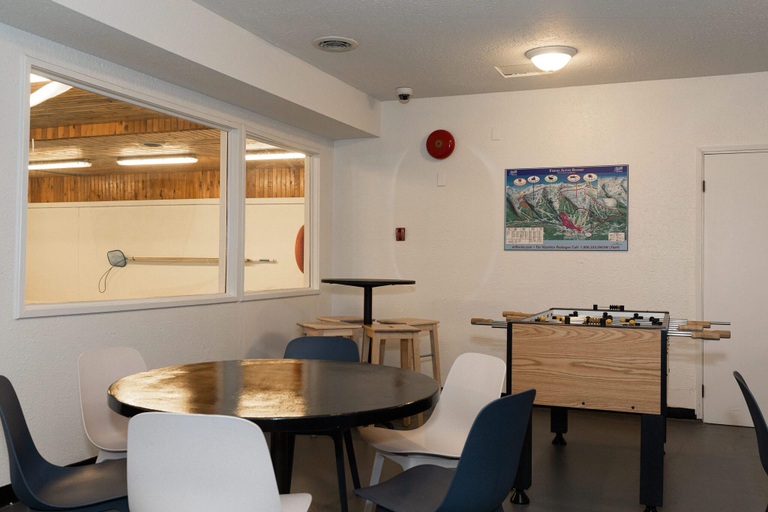 Food & Drinks 5, Red Tree Lodge, East Kootenay