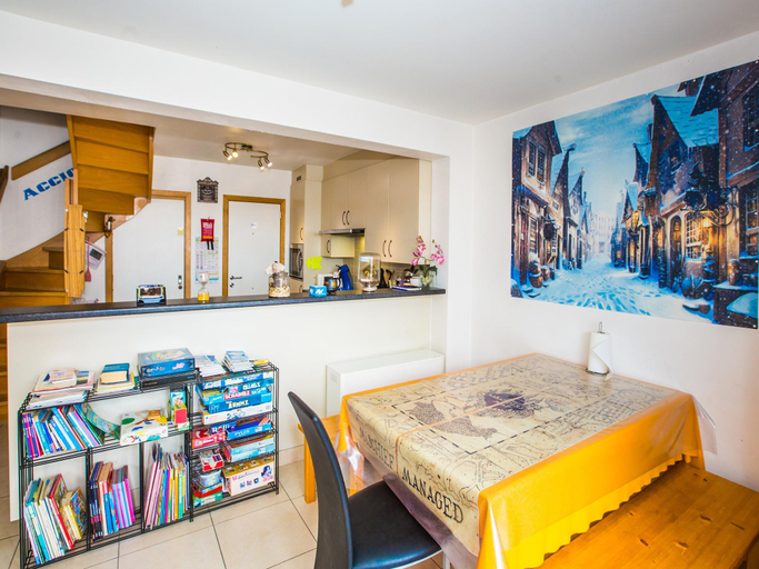 Food & Drinks 4, Duplex apartment near the center, West-Vlaanderen