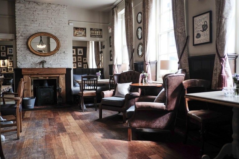 Public Area 3, The Swan, West Sussex