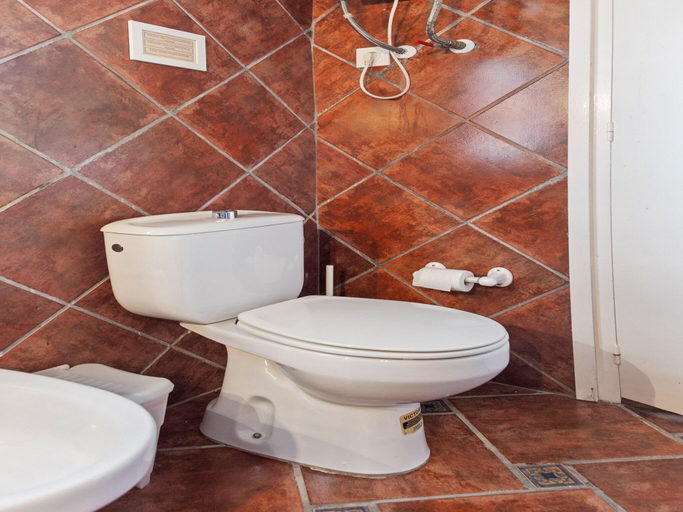 Bathroom 4, Cottage in Deltebre near Far del Fangar, Tarragona