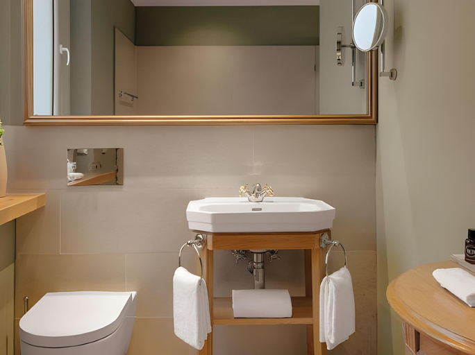 Bathroom 5, Hotel Excelsior München, München