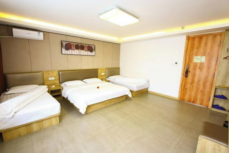 Bedroom 3, Jinhui Fashion Hotel, Baicheng