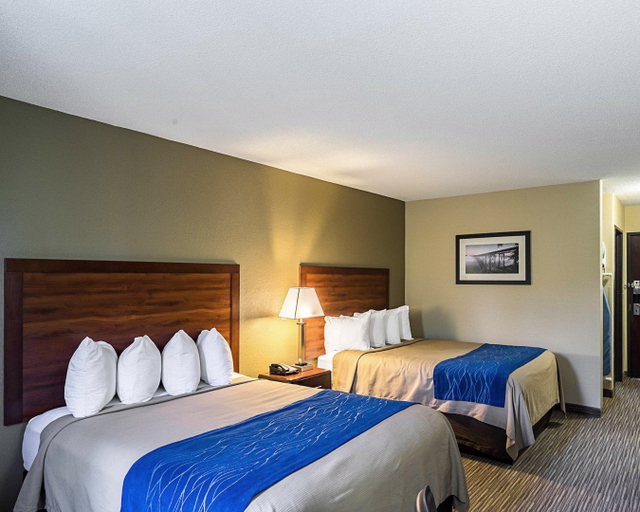 Bedroom 3, Quality Inn Morgantown, Monongalia