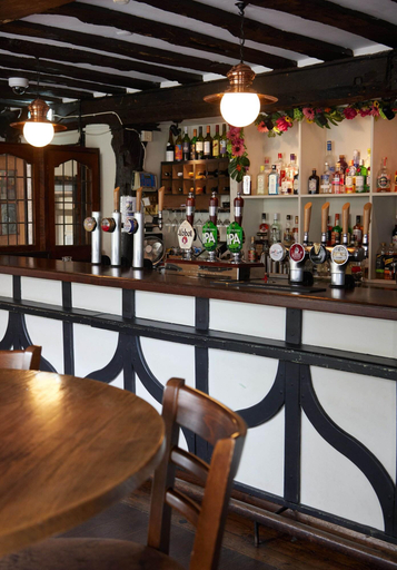 Food & Drinks 5, Bell Hotel, Norfolk