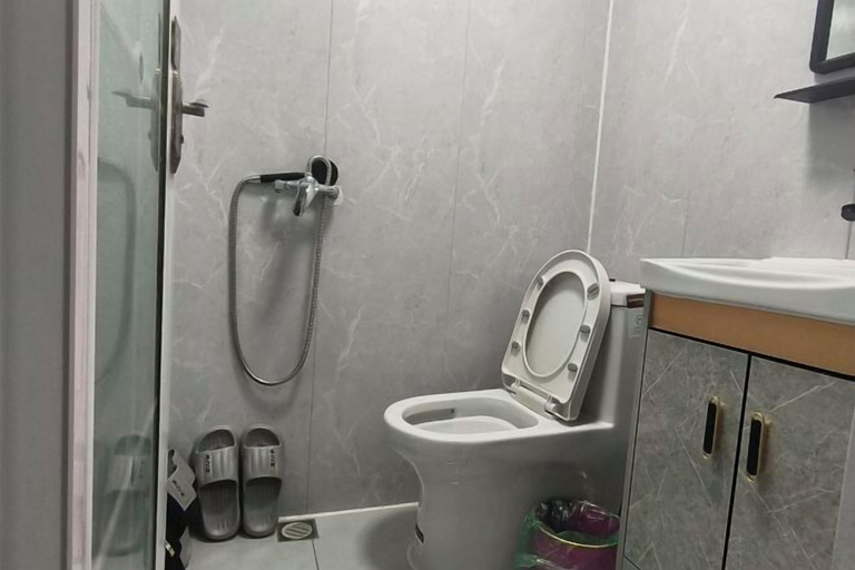 Bathroom 3, Xinyue Hotel (Taiyuan Ophthalmology Hospital), Taiyuan