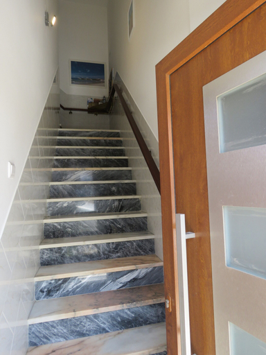 Others 5, Casa Belos Ares, Peniche