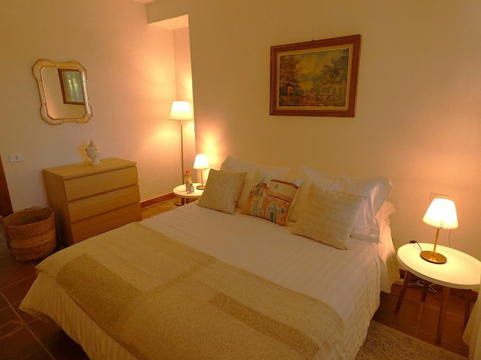 Others 3, Scappo in Umbria, Casale Fasulo, Terni