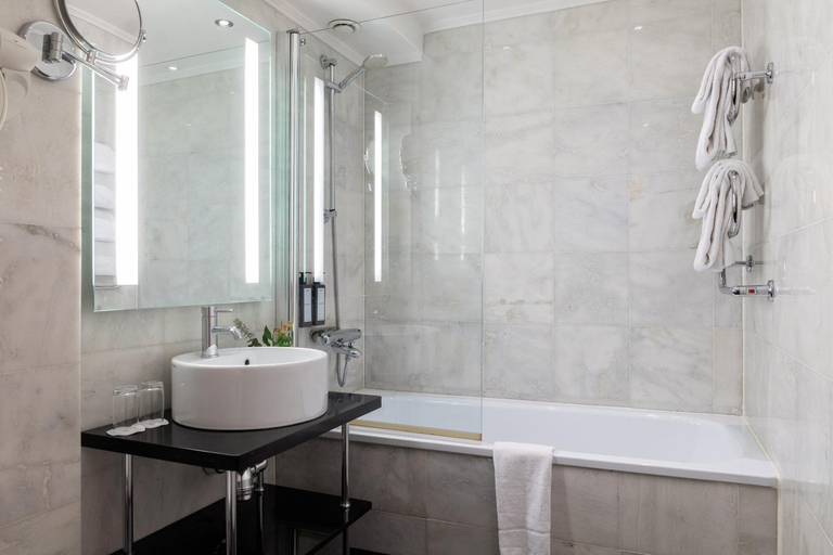 Bathroom 4, Elite Hotel Stockholm Plaza, Stockholm