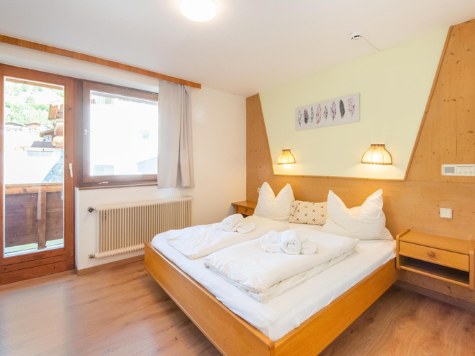 Bedroom 2, Holiday Flat Oberau near Ski Slopes, Kufstein