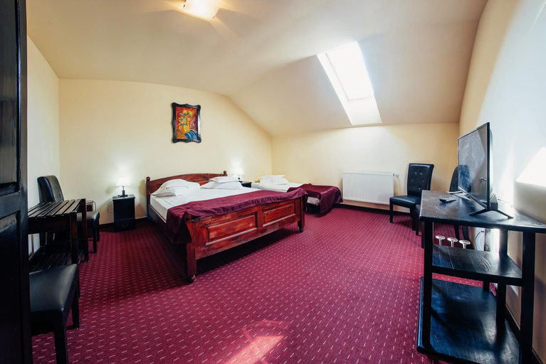Bedroom 2, Casa Rubin, Gura Humorului