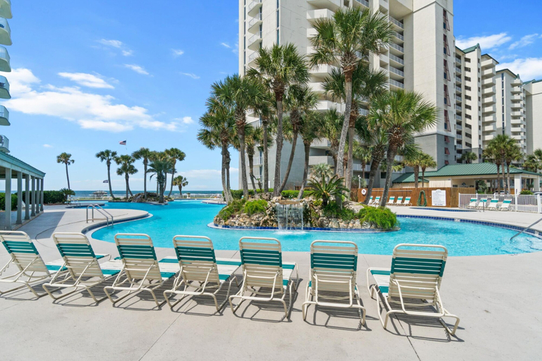 Sport & Beauty 1, Long Beach Resort by Panhandle Getaways, Bay