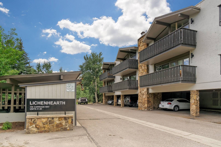 Exterior & Views 2, Lichenhearth 25, Pitkin