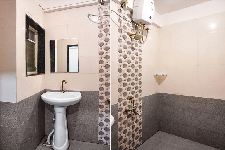 Bathroom 4, FabHotel Embassy, Pune
