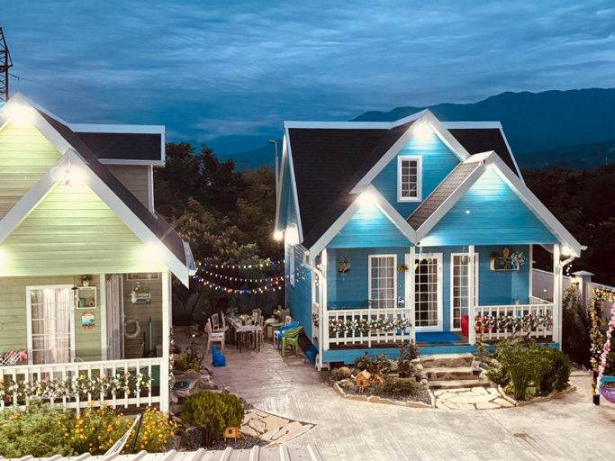 Others 3, Luxurious Cottages in Batumi with a Pool, Batumi
