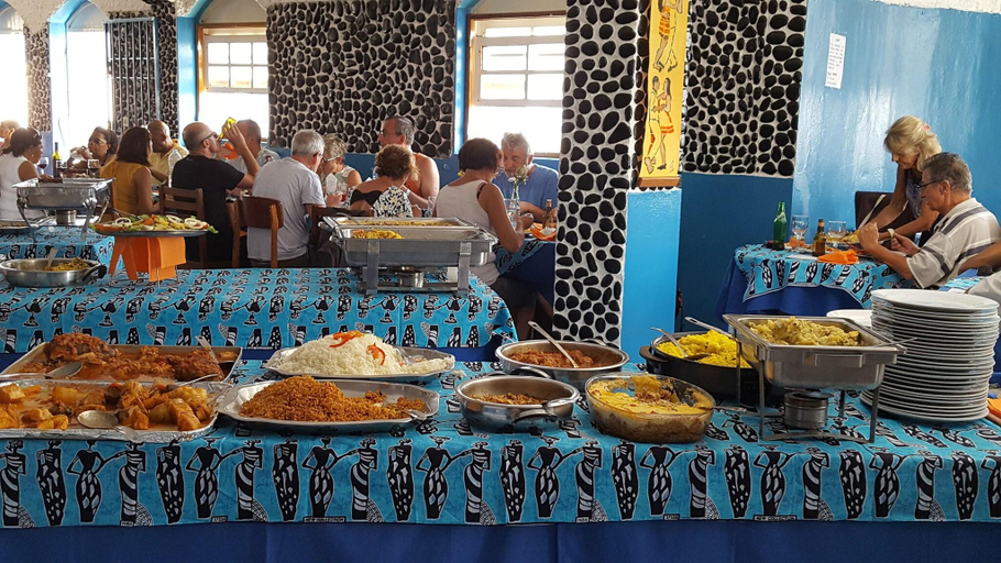 Food & Drinks 3, Chez Loutcha Residencial