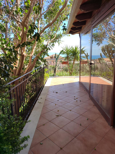 5, villa da sogno in vetro, Trapani