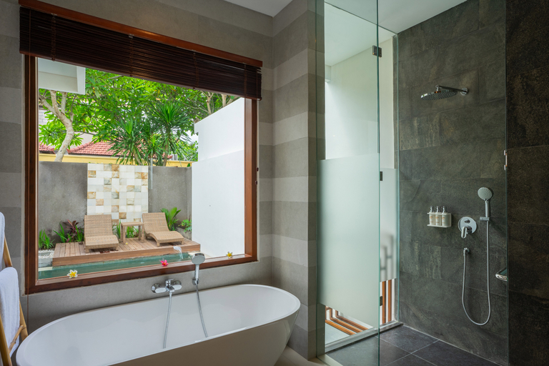 Bathroom 4