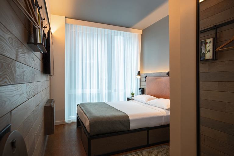 Bedroom 2, Moxy NYC Downtown, New York