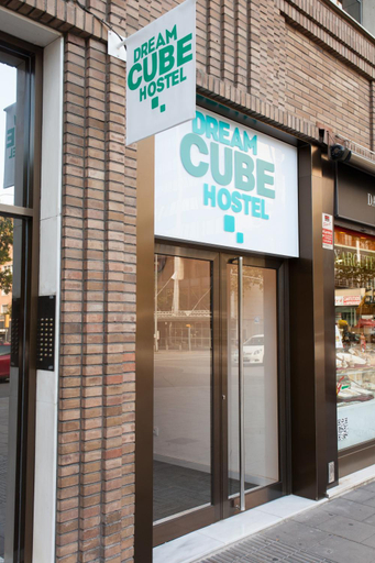 Others 3, Dream Cube Hostel, Barcelona