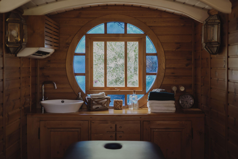 Bathroom 4, L'Oustau Camarguen, Gard