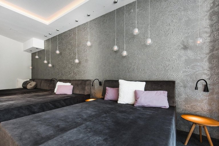 Bedroom 3, Hotel Vier Jahreszeiten, Imst
