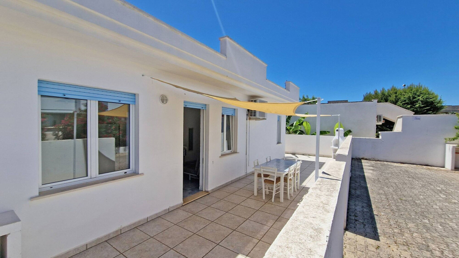 Room 5, Corte 4 in Residence With 5 Beds - 2 Bedrooms, Lecce