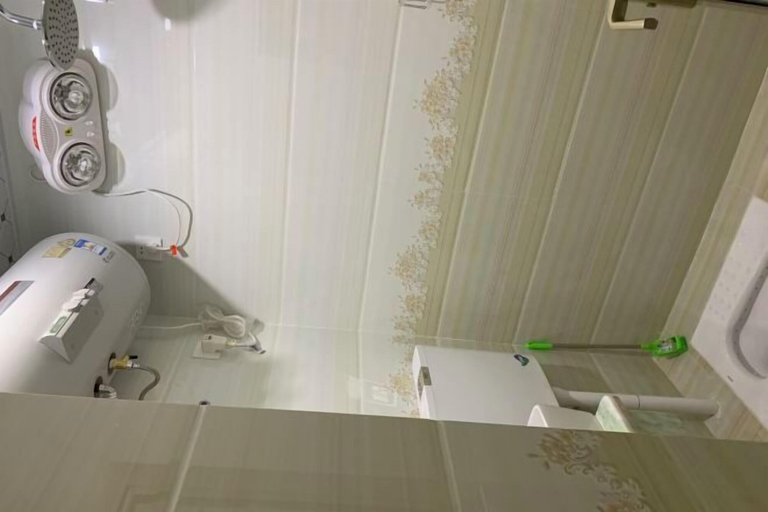 Bathroom 4, Yintan Home Apartment, Beihai
