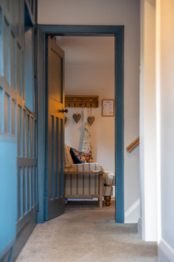 Bedroom 2, The Lower Buck Inn, Lancashire
