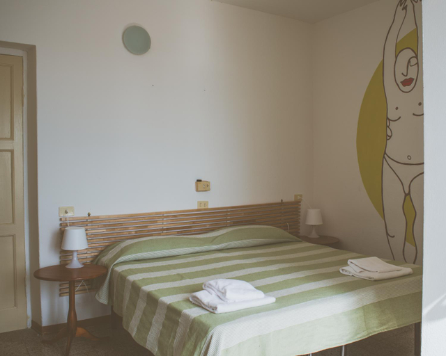 Others 5, Albergo delle Ondine, La Spezia