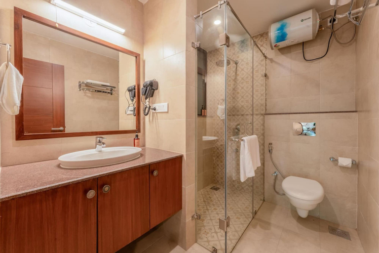 Bathroom, Sol Banyan by Hireavilla - 2BR w Pool in Candolim, North Goa